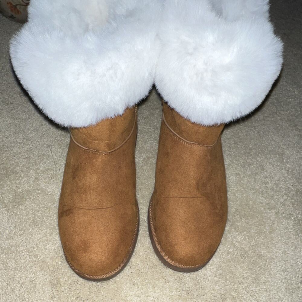 Juicy Couture Kenya Brown Suede Ankle Bootie Faux Fur Bow Women’s 7.5 Y2K